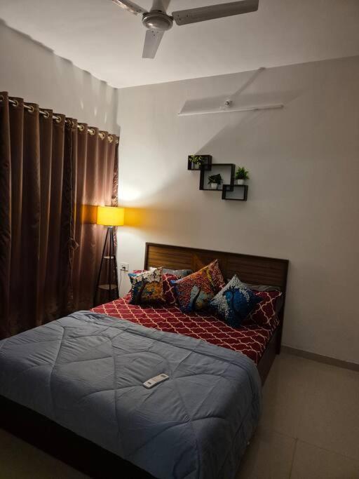 Apartament Sky View Near Nesco Bombaj