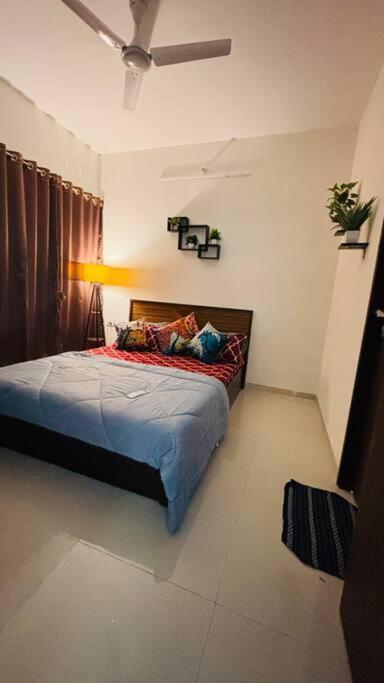 Apartament Sky View Near Nesco Bombaj